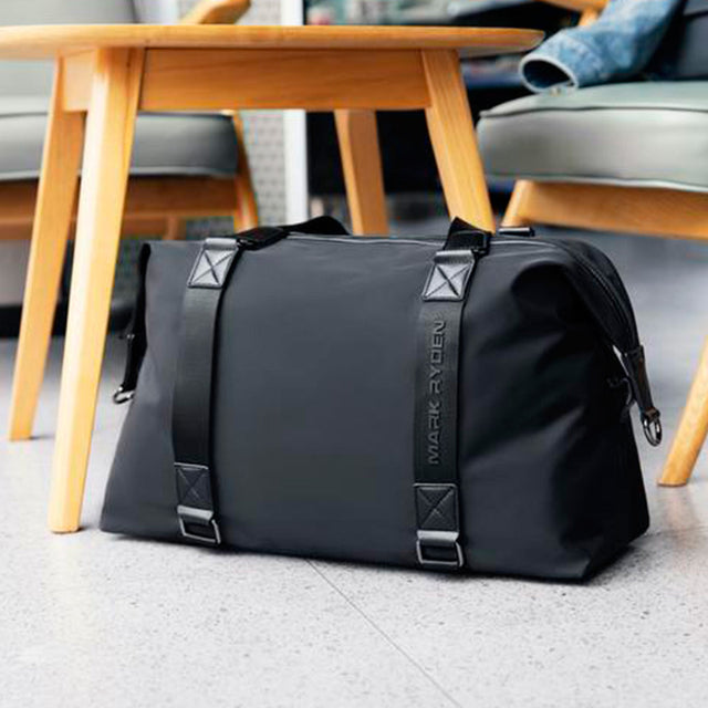 Maleta de Viaje Mark Ryden. Ideal para un viaje de negocios o fin de semana. Transporta hasta 20 kilos. Material repelente al agua. Modelo 8066