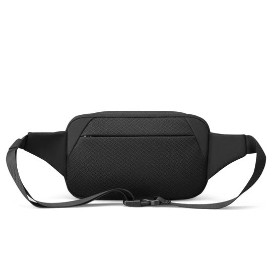 Cangurera cruzada Mark Ryden. Estilo casual y espacio para iPad de 7.9″ y accesorios. Modelo 8112