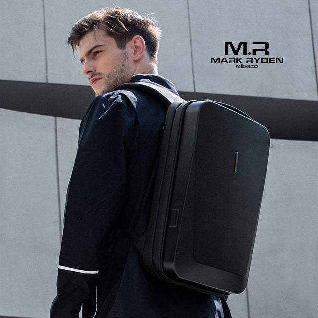 Mochila futurista de tapa dura Mark Ryden Modelo MR7612