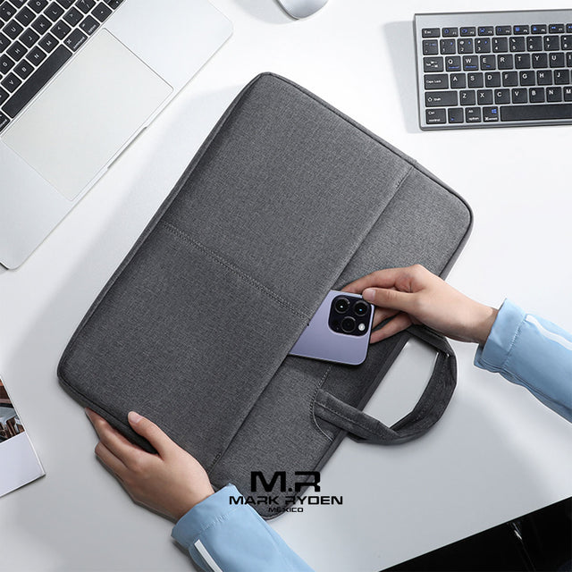 Portafolio para laptop Mark Ryden Modelo 98D