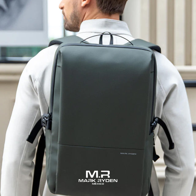 Mochila versátil Mark Ryden Modelo 2422