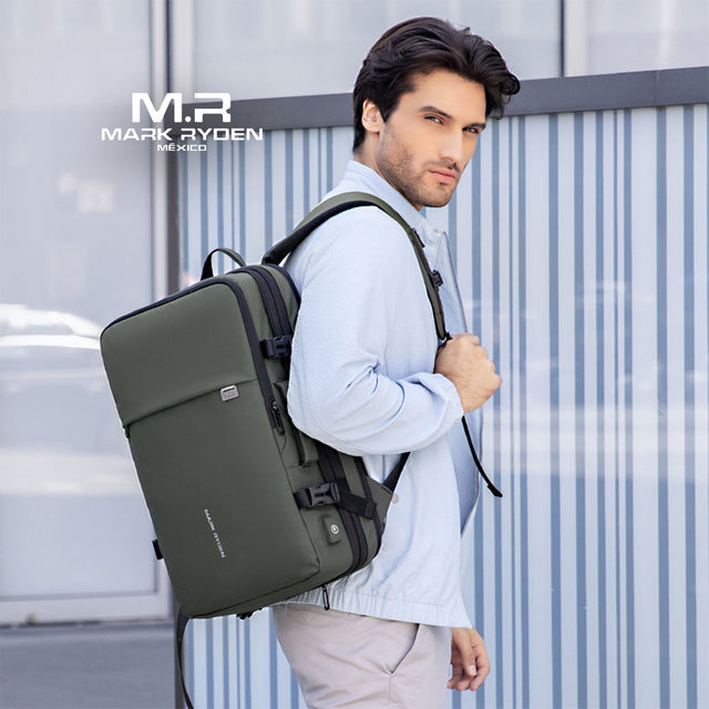 Mochila Expandible para Viaje y Laptop de 17” | Impermeable, Ergonómica y con Puerto USB 8057Y