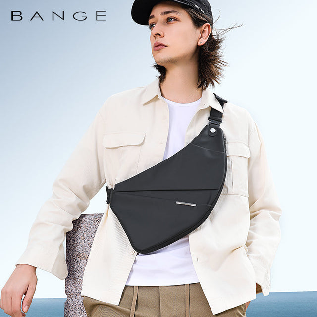 Mochila cruzada Bange.Material repelente al agua. Modelo BG-7378
