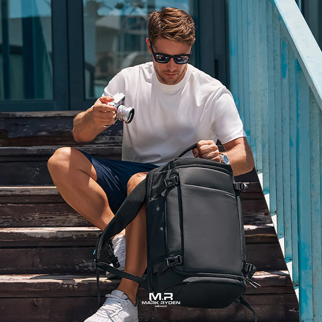 Mochila para Laptop Mark Ryden Repelente al agua con Gran Capacidad para Trabajo y Viaje MR 8288