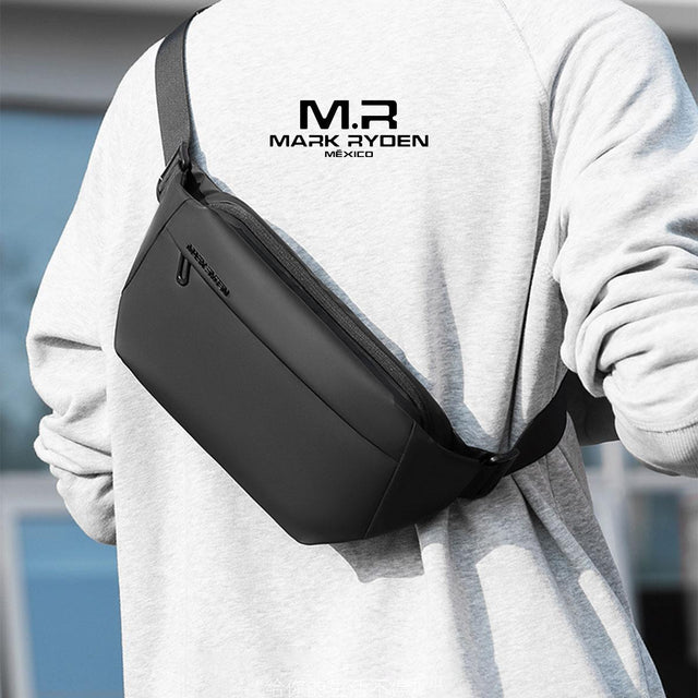 Mochila Bandolera Cruzada Mark Ryden. Estilo casual y espacio para iPad de 7.9″. Modelo MR 7999