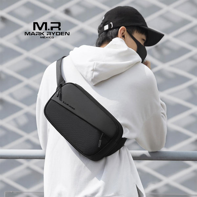 Cangurera cruzada Mark Ryden. Estilo casual y espacio para iPad de 7.9″ y accesorios. Modelo 8112