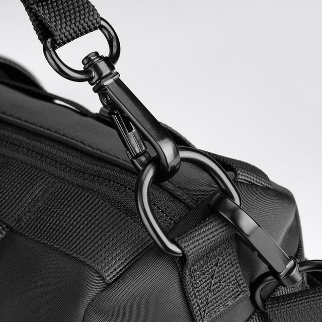 Bandolera Compacta MR 228 Resistente al Agua (No Sumergible) – Mark Ryden México