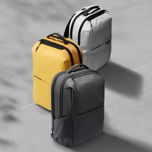 Mochila  Ultraligera, Fresca y Aesthetic para Laptop de hasta 17” Mark Ryden MR1106