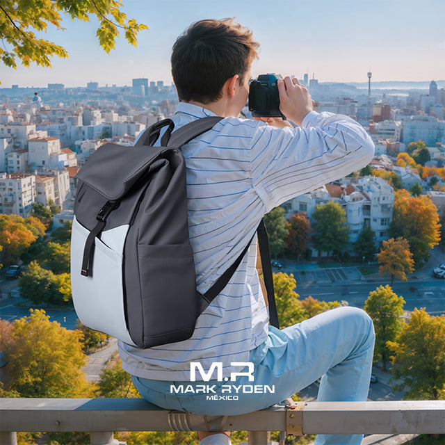 Mochila urbana Mark Ryden Modelo 7802