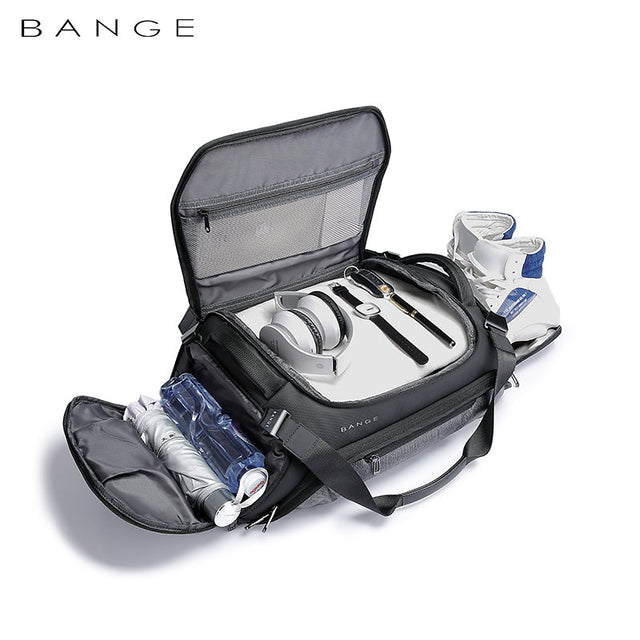Maleta BANGE. Para Viaje, Gimnasio. Material repelente al agua . Modelo BG-7561