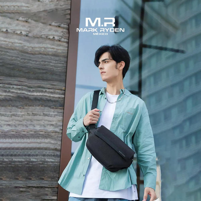 Bolso Bandolero Mark Ryden. Cruzada al hombro. Material Oxford repelente al agua Tablet 11″ Modelo 8408